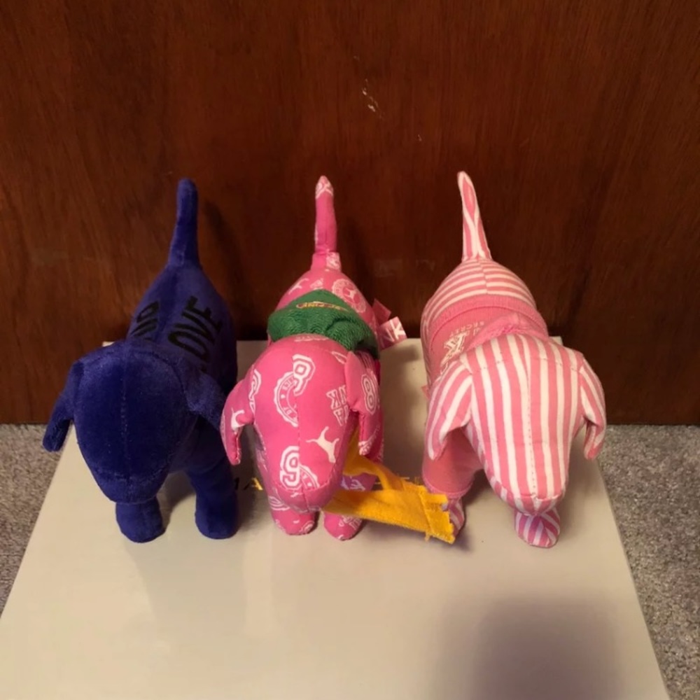 3 Mini Dogs